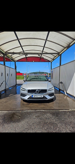 Volvo V60 3 of 8