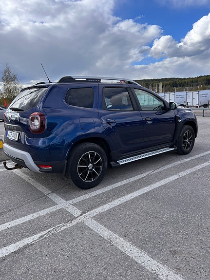 Dacia Duster 2 of 5