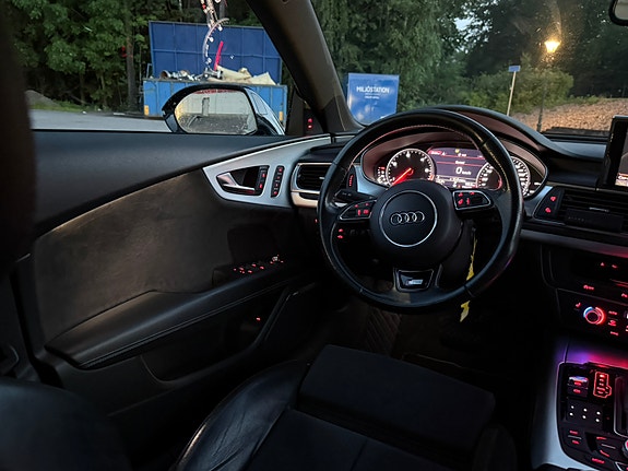 Audi A7 7 of 9