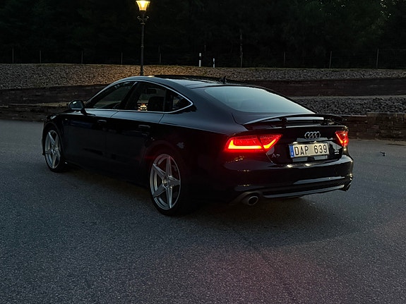 Audi A7 4 of 9