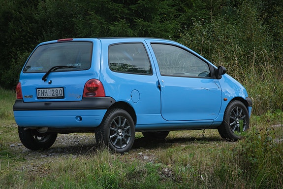 Renault Twingo 2 of 15