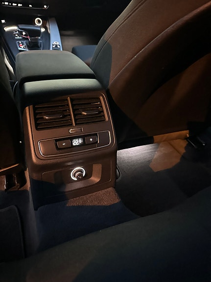 Audi A4 9 of 16
