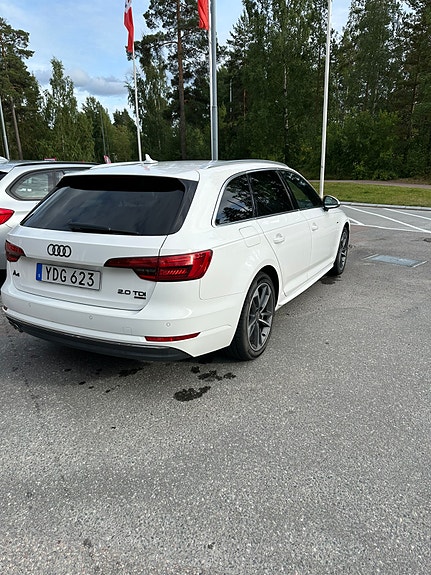 Audi A4 3 of 16