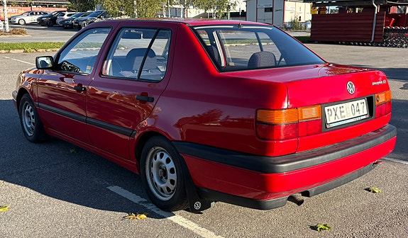 Volkswagen Vento 4 of 11
