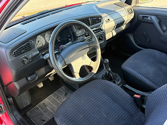 Volkswagen Vento 6 of 11