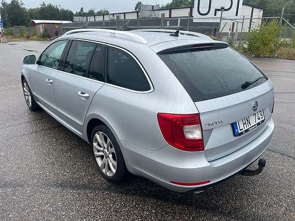 Skoda Superb 5 of 10