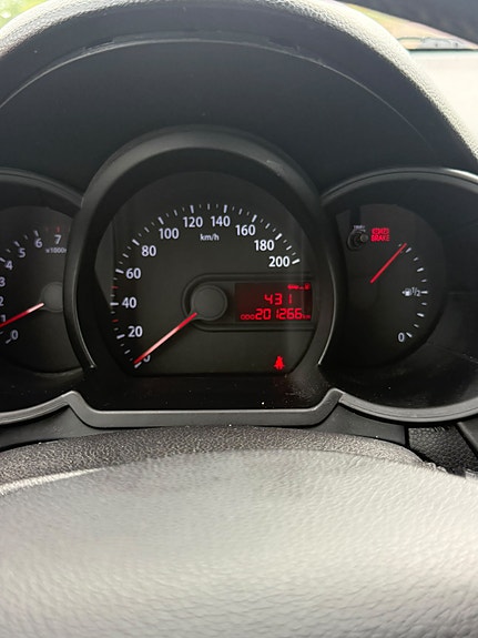 Kia Picanto 6 of 10