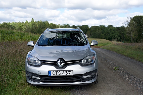 Renault Megane III 3 of 5