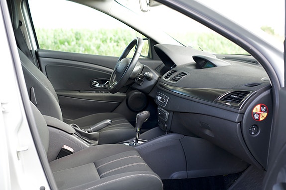 Renault Megane III 4 of 5