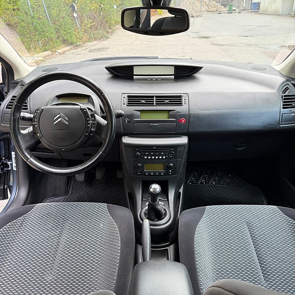 Citroen C4 5 of 9