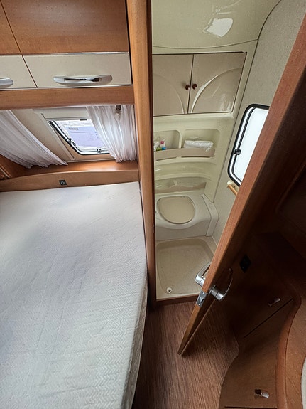 Hobby 560 UFE Excellent med AC 8 of 9