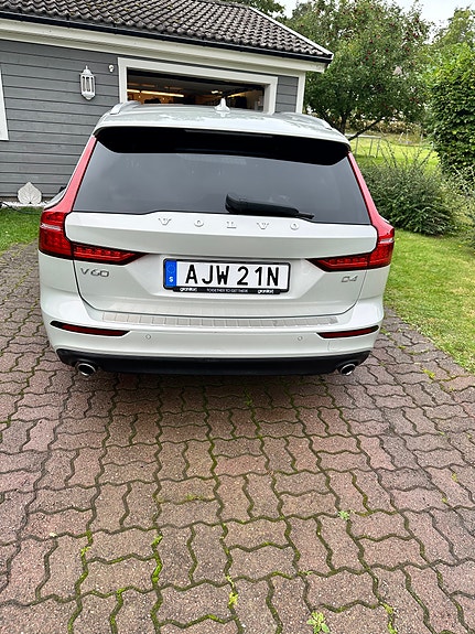 Volvo V60 5 of 13