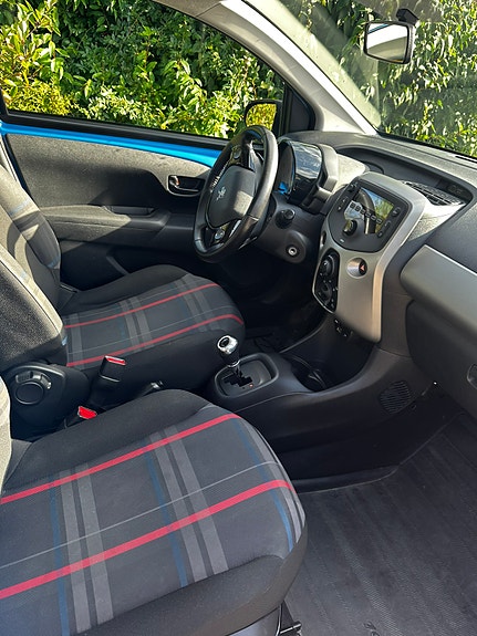 Peugeot 108 5 of 13
