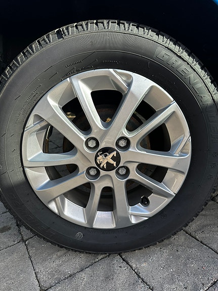 Peugeot 108 12 of 13