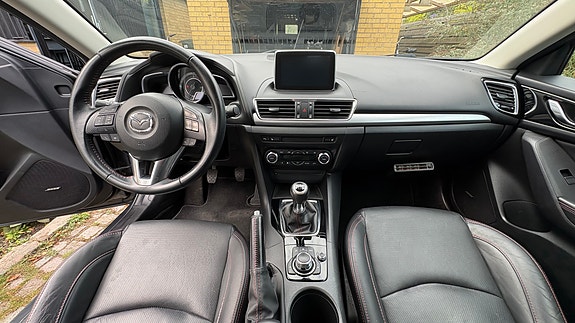 Mazda 3 9 of 14