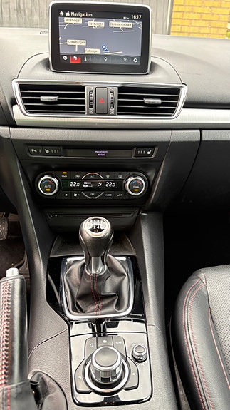 Mazda 3 12 of 14