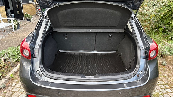 Mazda 3 6 of 14