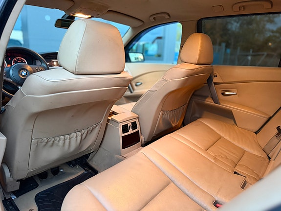 BMW 530d 9 of 12