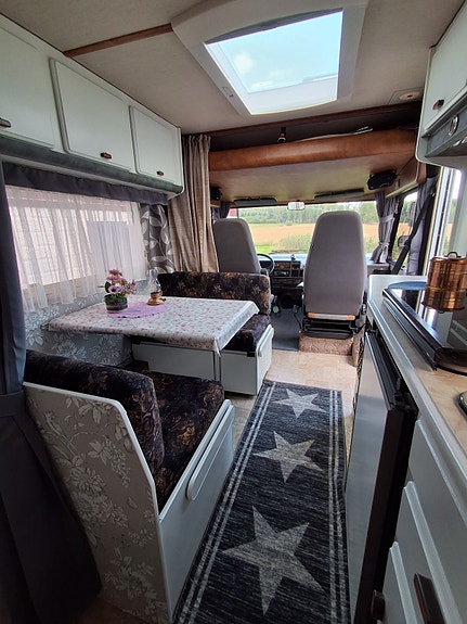 Peugeot Hymer 7 of 7