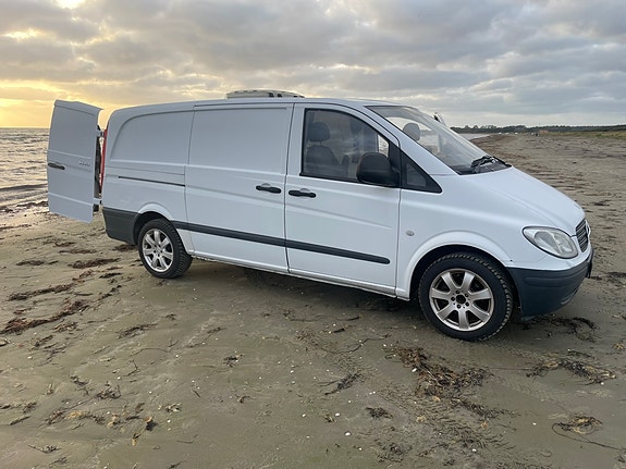 Mercedes-Benz Vito 111 3 of 30