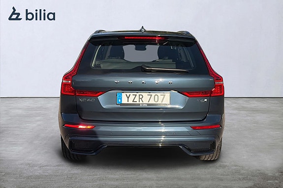 Volvo XC60 5 of 21