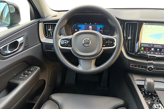 Volvo XC60 11 of 21