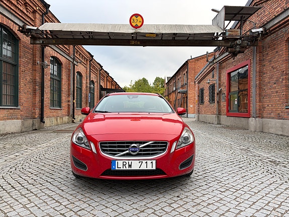 Volvo V60 6 of 11