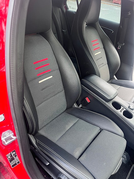 Mercedes-Benz A200 d 14 of 30