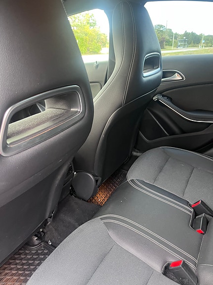 Mercedes-Benz A200 d 12 of 30