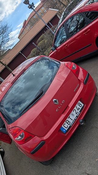 Renault Clio 14 of 17