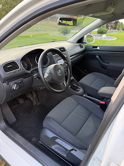 Volkswagen Golf V 5 of 7