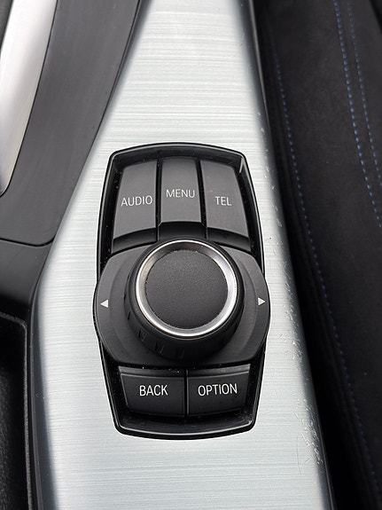 BMW 118i 14 of 22
