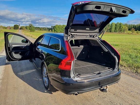 Volvo V90 5 of 10