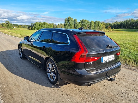 Volvo V90 3 of 10