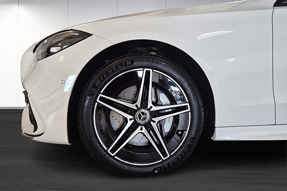 Mercedes-Benz C300 e 6 of 13
