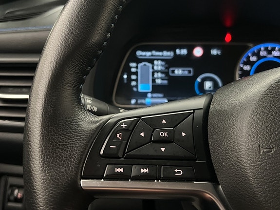 Nissan Leaf 29 of 30