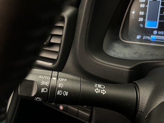 Nissan Leaf 30 of 30