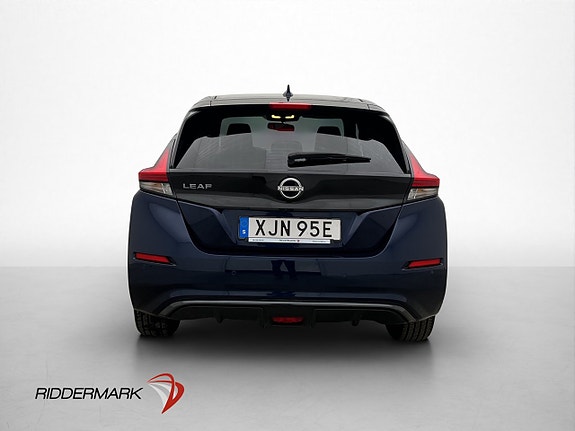 Nissan Leaf 7 of 30