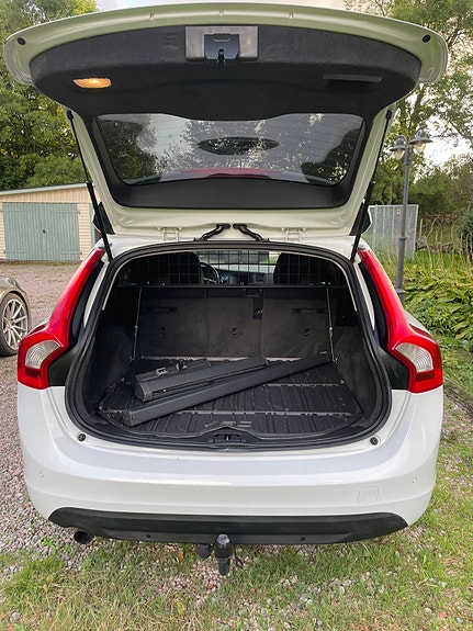 Volvo V60 5 of 17