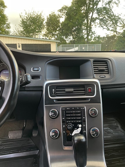 Volvo V60 12 of 17