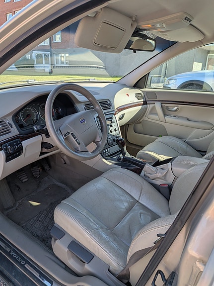 Volvo S80 5 of 5