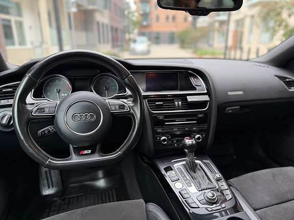 Audi S5 8 of 14