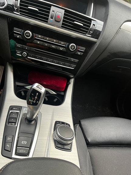 BMW X4 2 of 6