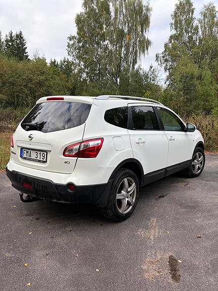 Nissan Qashqai+2 3 of 6