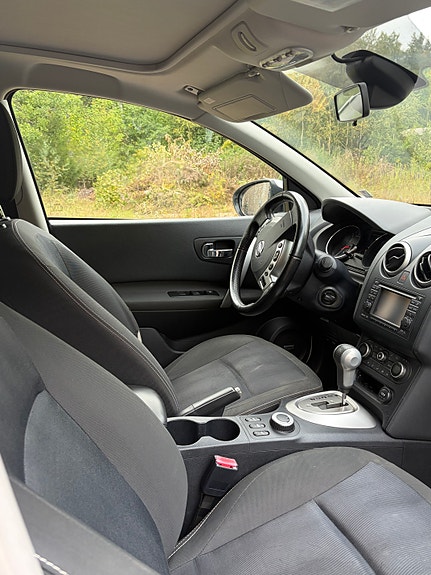 Nissan Qashqai+2 4 of 6