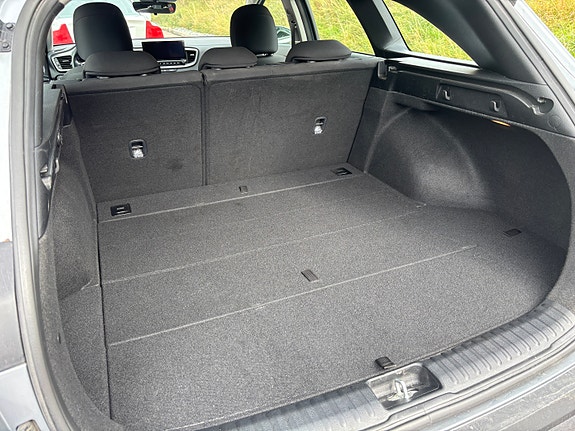 Kia Ceed 8 of 10
