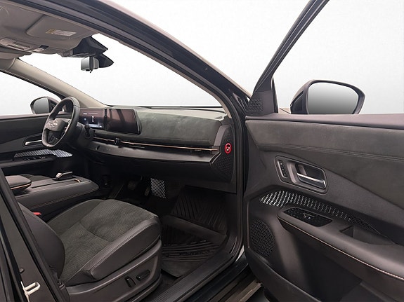 Nissan Ariya 15 of 30