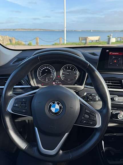 BMW X1 8 of 12
