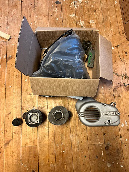 Crescent MCB 1189 Flakmoped 9 of 11