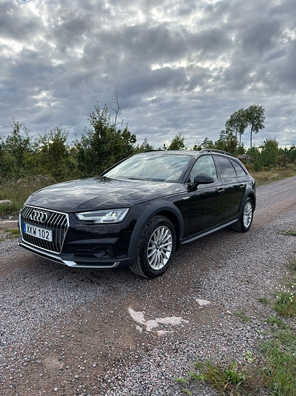 Audi A4 allroad 2 of 9